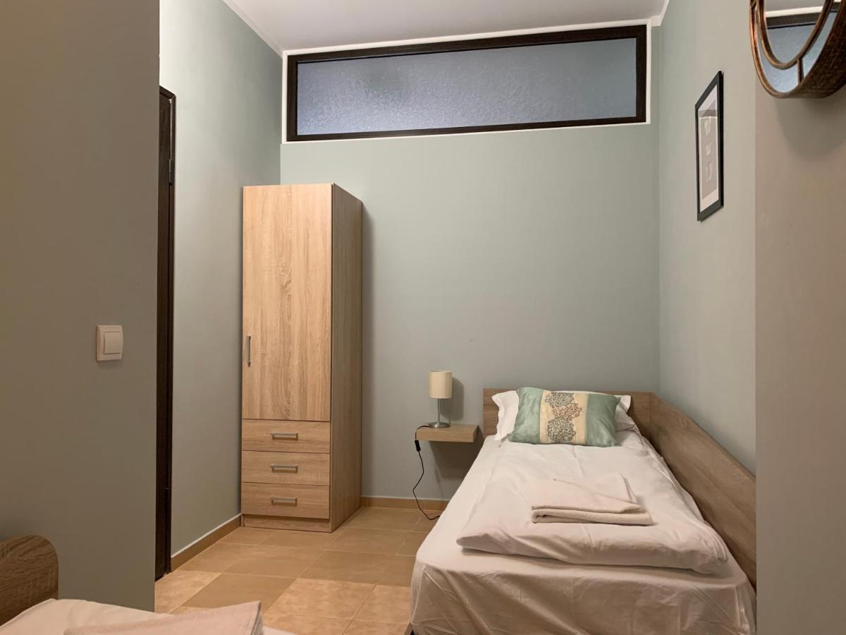 Rivendell Apartments Flora Complex โบโรเวทส์ ภายนอก รูปภาพ